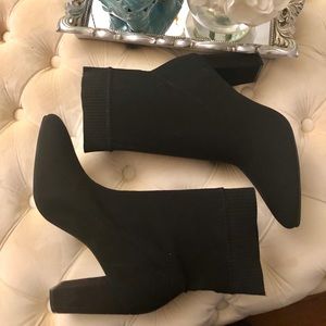 Simply Vera by Vera Wang Black Booties